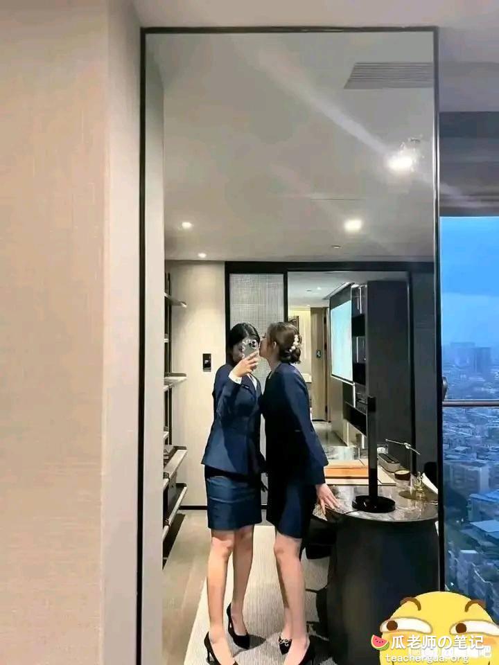 恒大母女销售为了卖房共上一张床